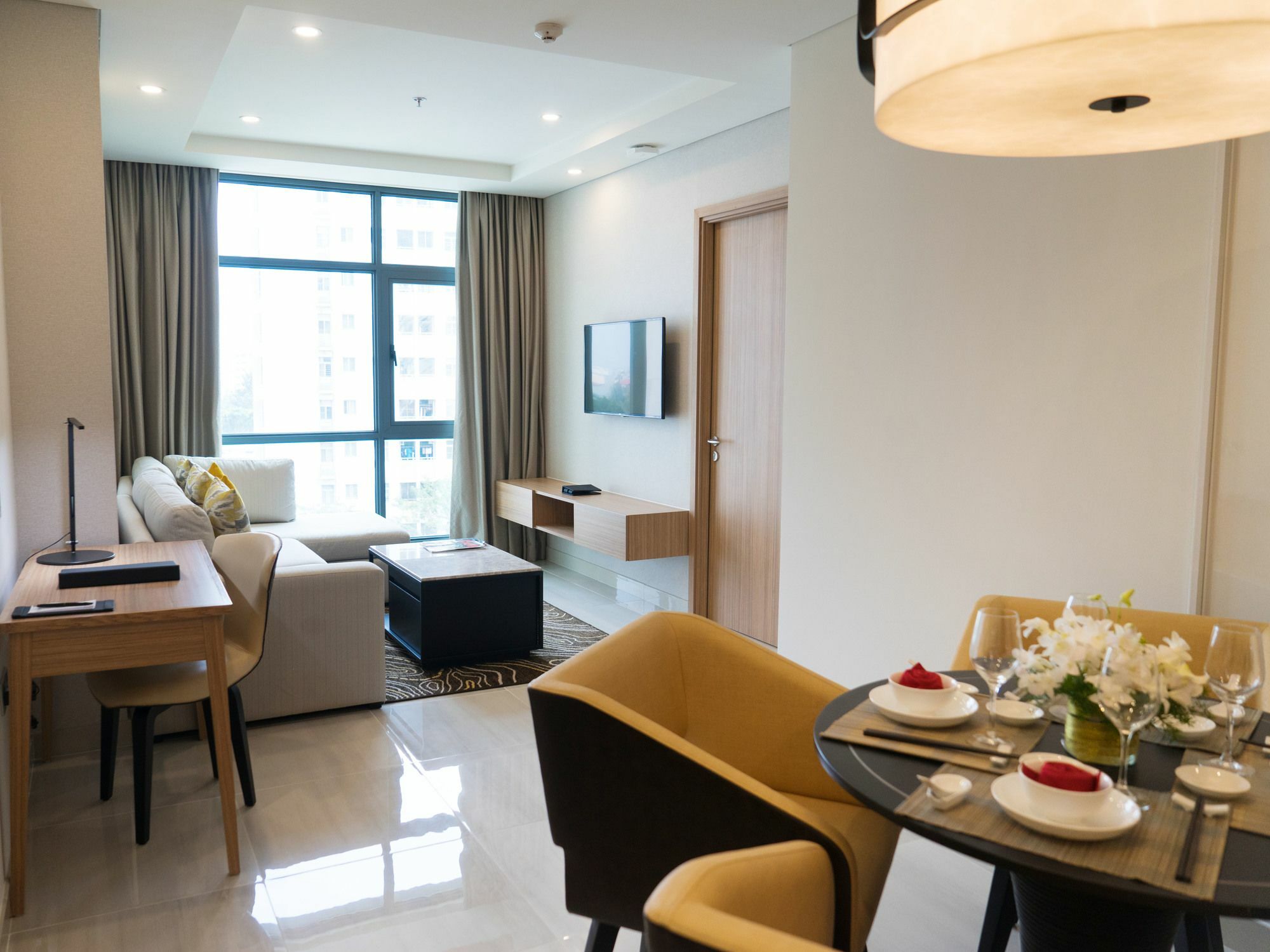Oakwood Residence Saigon Ho Chi Minh City Exterior photo